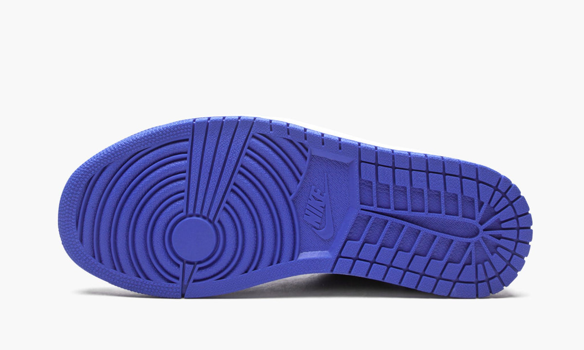 Air Jordan 1 Low SE Racer Blue Sneakers
